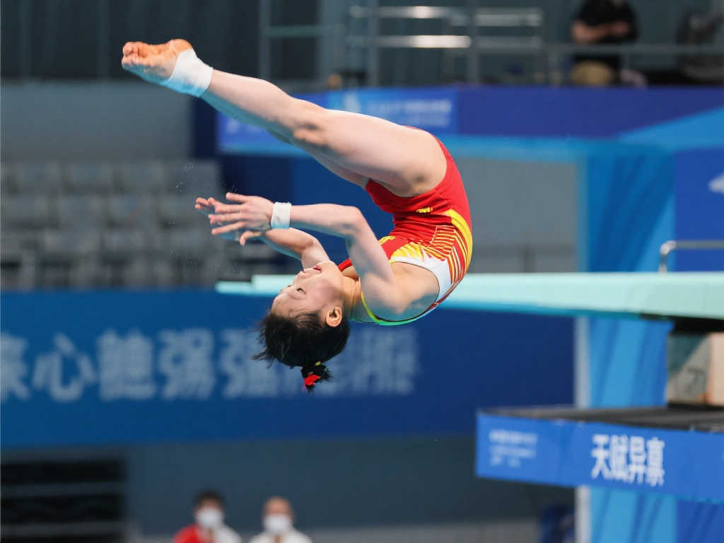 特点还是个 特点还是个